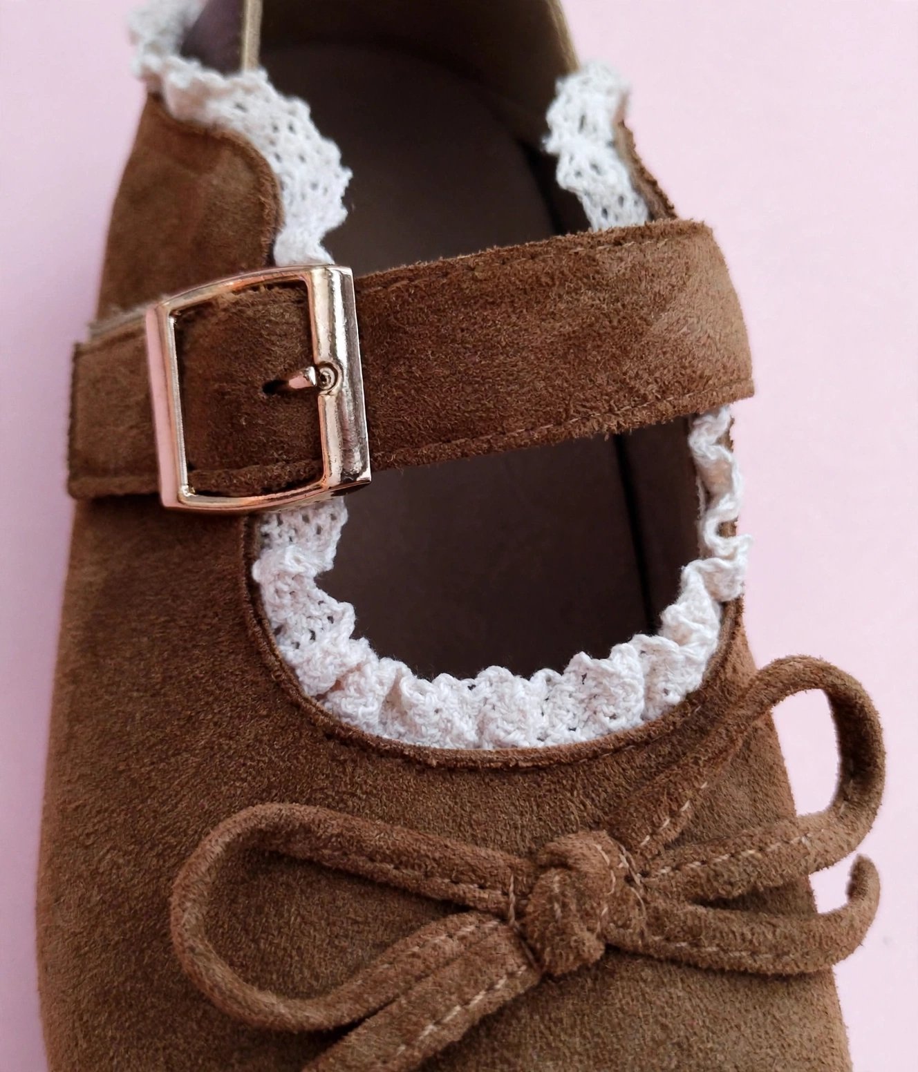 Women’s stylish closed-toe flats with a Mary Jane-inspired design. - Image 4